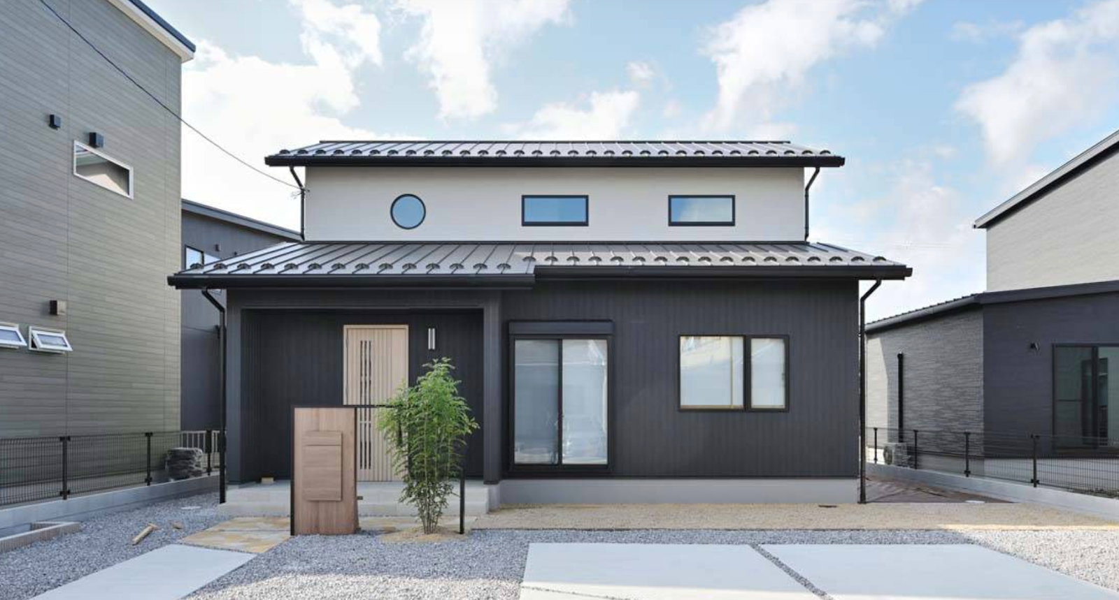 注文住宅のウッドデッキで後悔しない！費用相場・失敗例から学ぶ成功のコツ